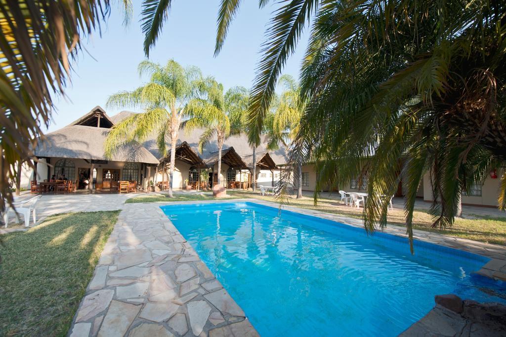 Oshakati Country Hotel Luaran gambar