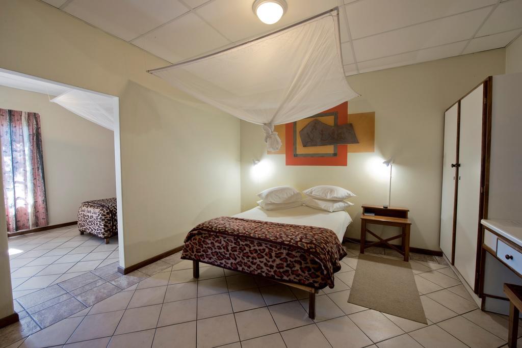 Oshakati Country Hotel Bilik gambar
